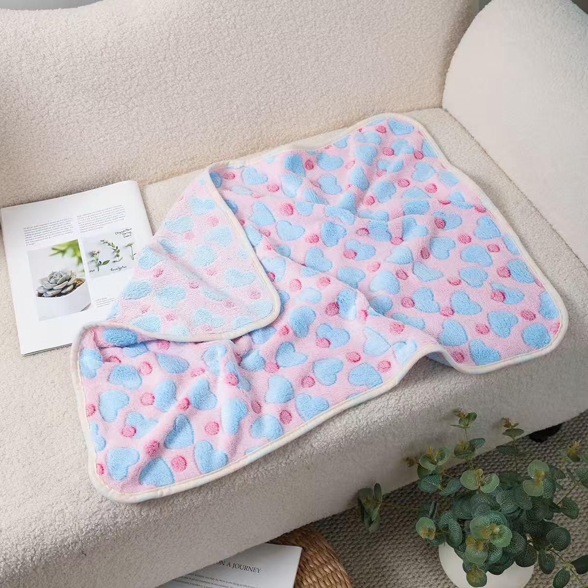 Blankora Snuggle Square mini fleece pet mat in Pink with Blue Hearts, 8 x 8 in