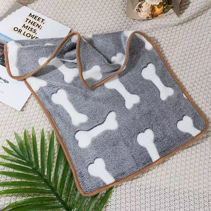 Blankora Snuggle Square mini fleece pet mat in Gray Bones, 8 x 8 in