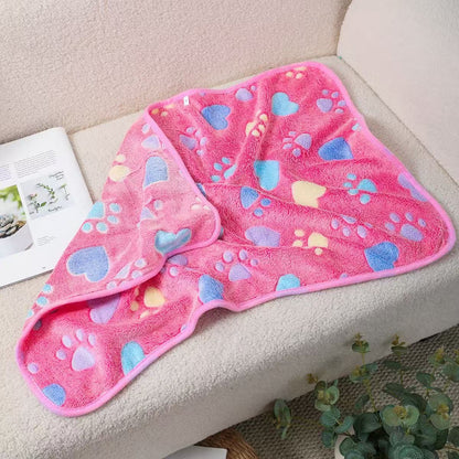 Blankora Snuggle Square mini fleece pet mat in Hot Pink Paws & Hearts, 8 x 8 in